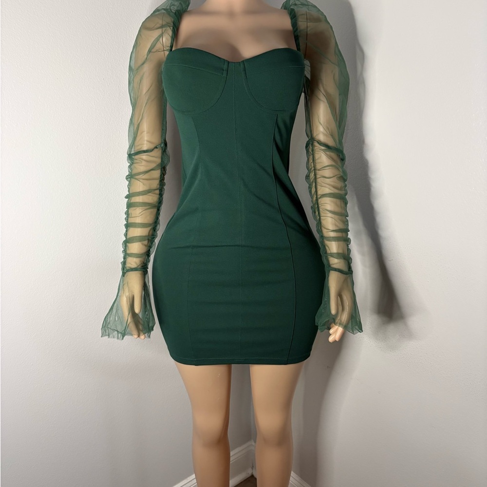 Chic Long Sleeve Green Dress with Sheer Accents
